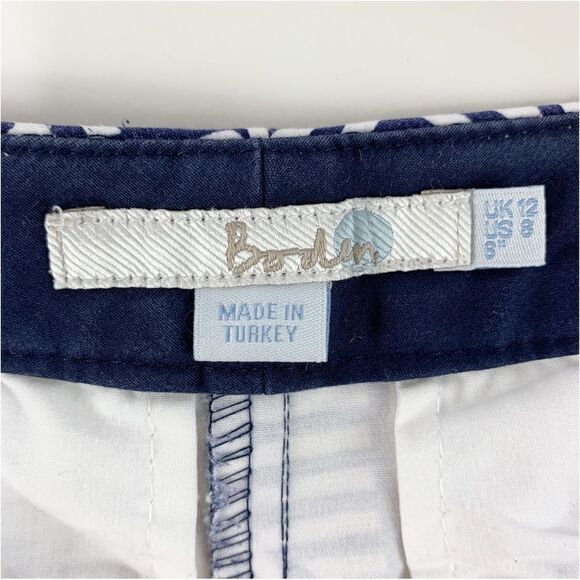 Boden Navy White Geometric Stripe Richmond Shorts Sz 8 - Picture 8 of 12